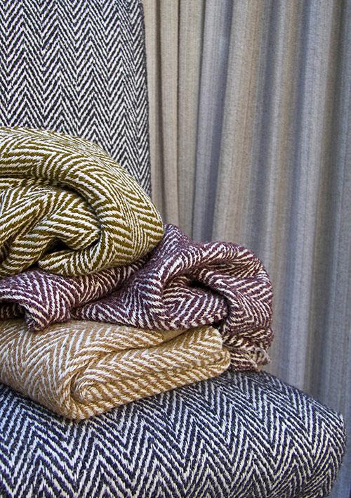 de Le Cuona welcomes Wool Week with its wide range of wool fabrics.