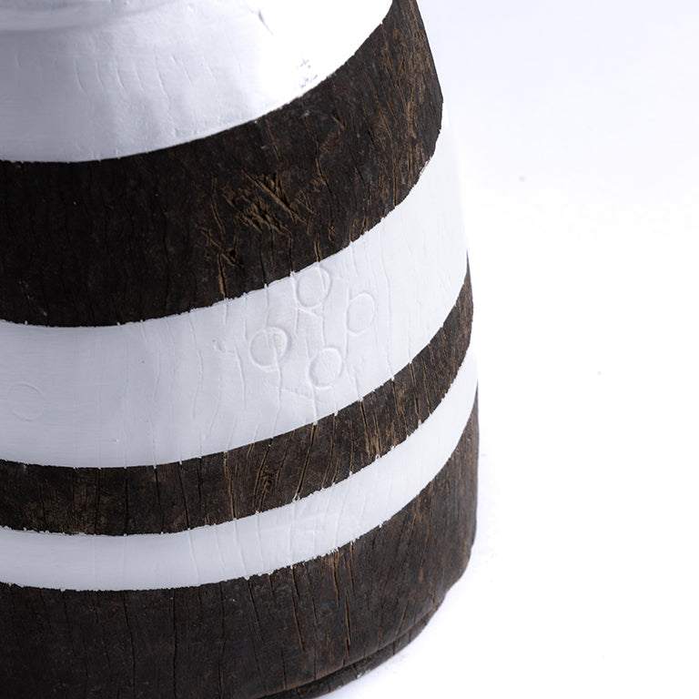 Engraved Mortar with Beaten Top and White Stripes No.36 - Brown