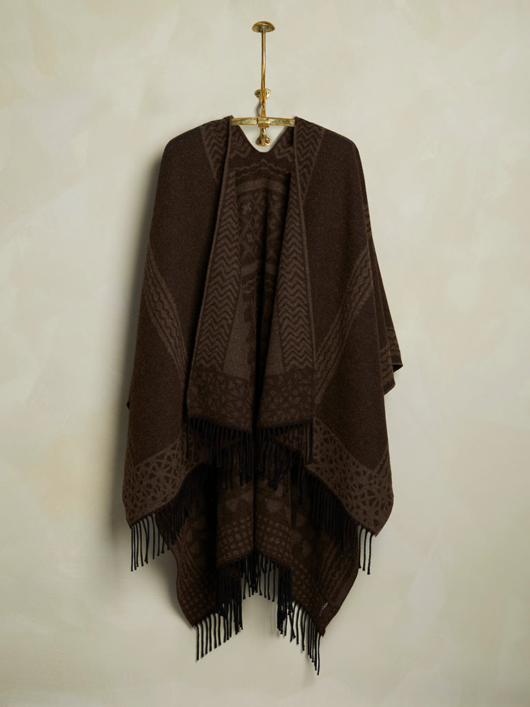 Rambler Llama Poncho - Chestnut