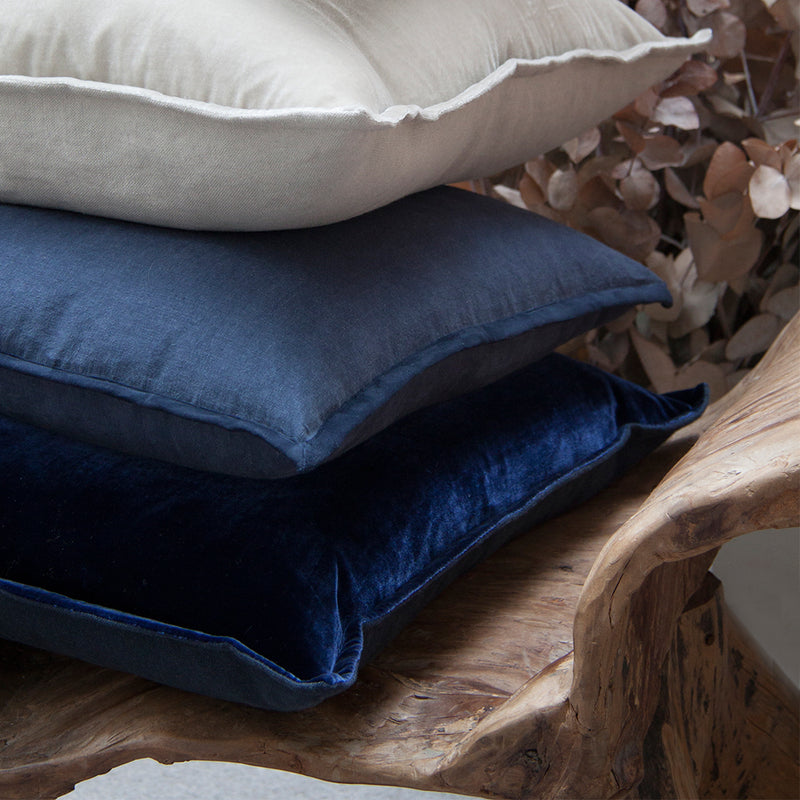 Silk Velvet and Linen Flange Cushion - Navy §